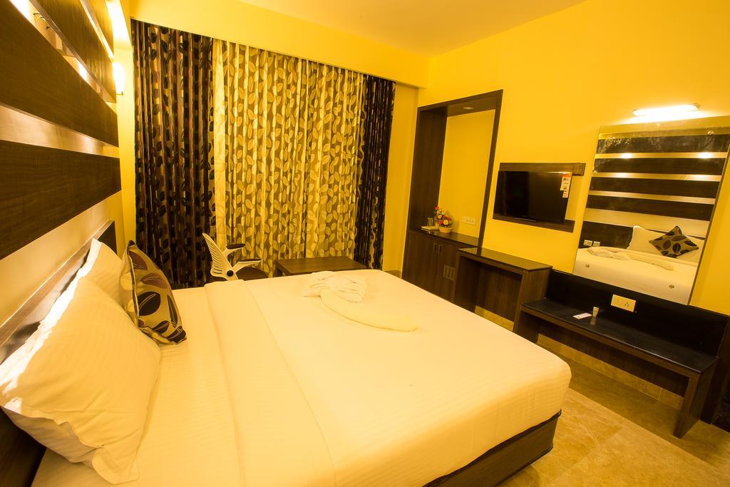 Hotel Radha Prasad Erode Ruang foto