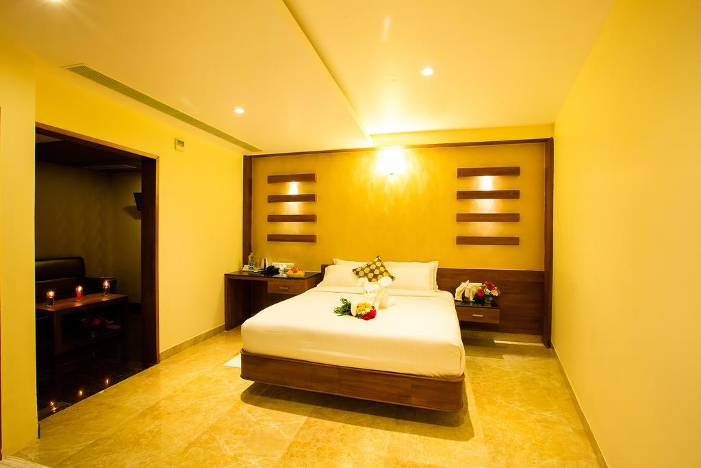 Hotel Radha Prasad Erode Ruang foto