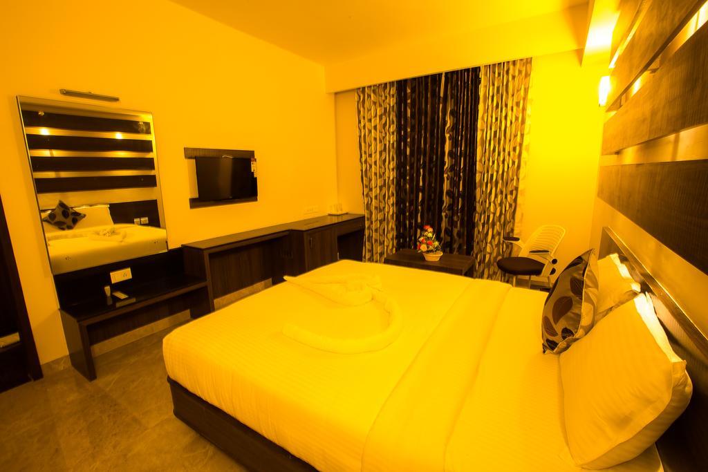 Hotel Radha Prasad Erode Ruang foto